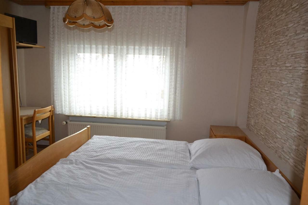 Sankt Johann  Landgasthaus Krone In St. Johann מראה חיצוני תמונה